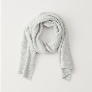 Abercrombie Boucle Knit Scarf